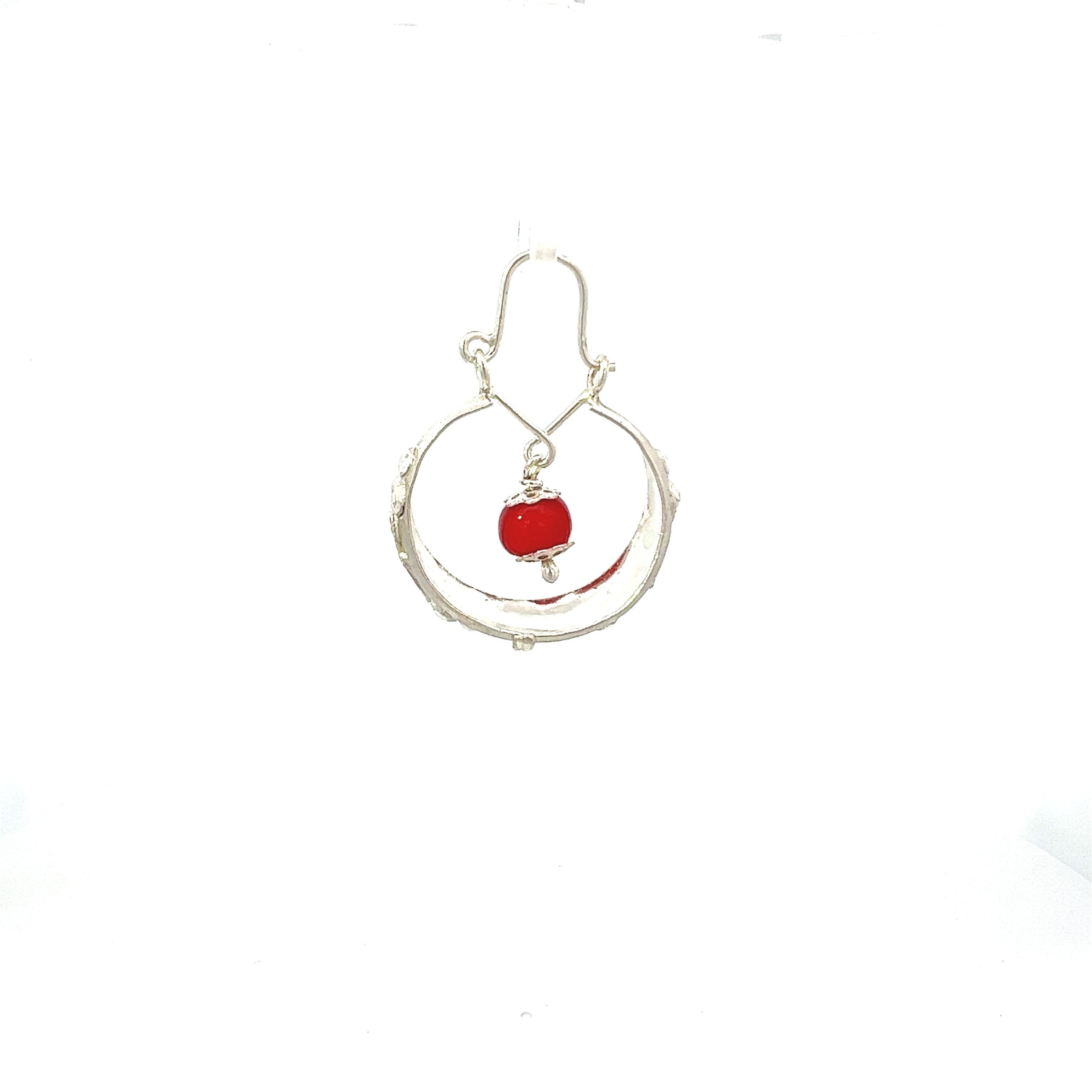 ''Qiyana'' Zilveren boot oorbellen (25mm)