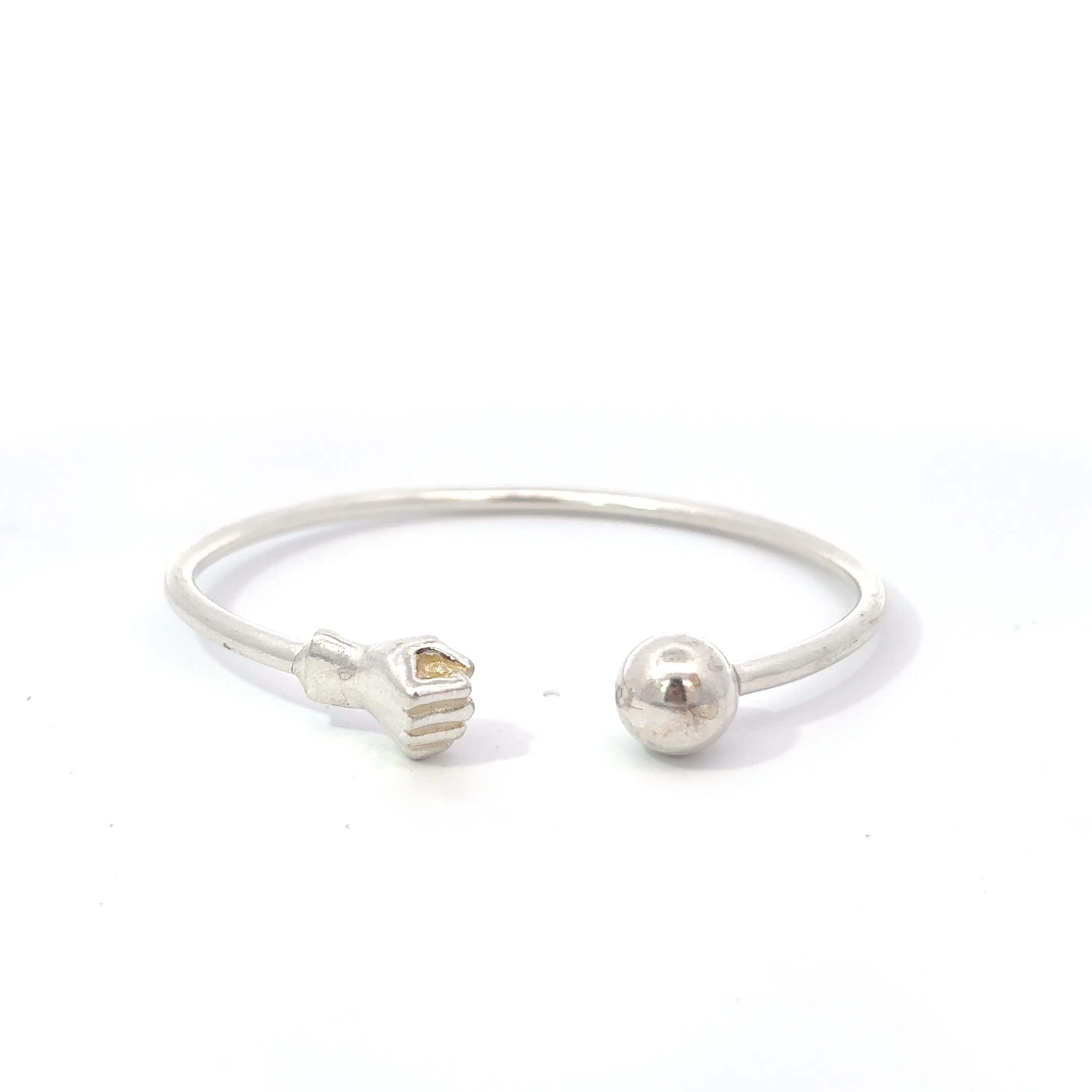 ''Darius'' Zilveren boei armband met vuist en bol