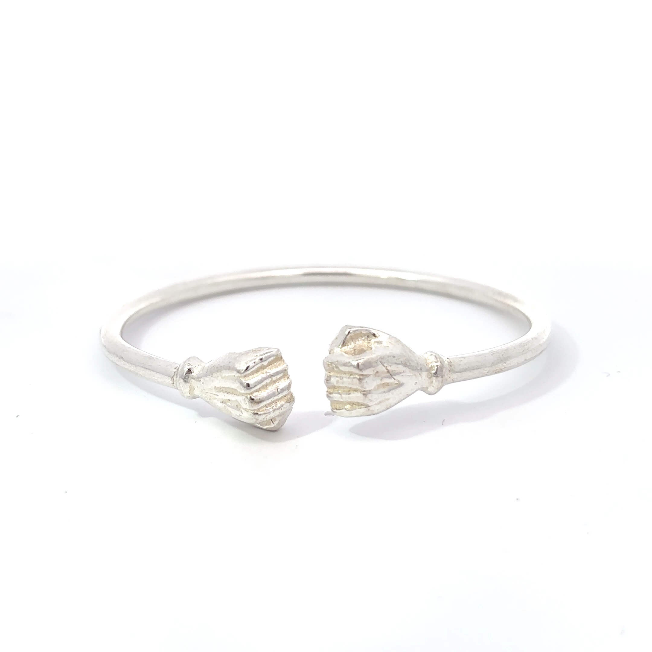 ''Draven'' Zilveren boei met grote vuisten