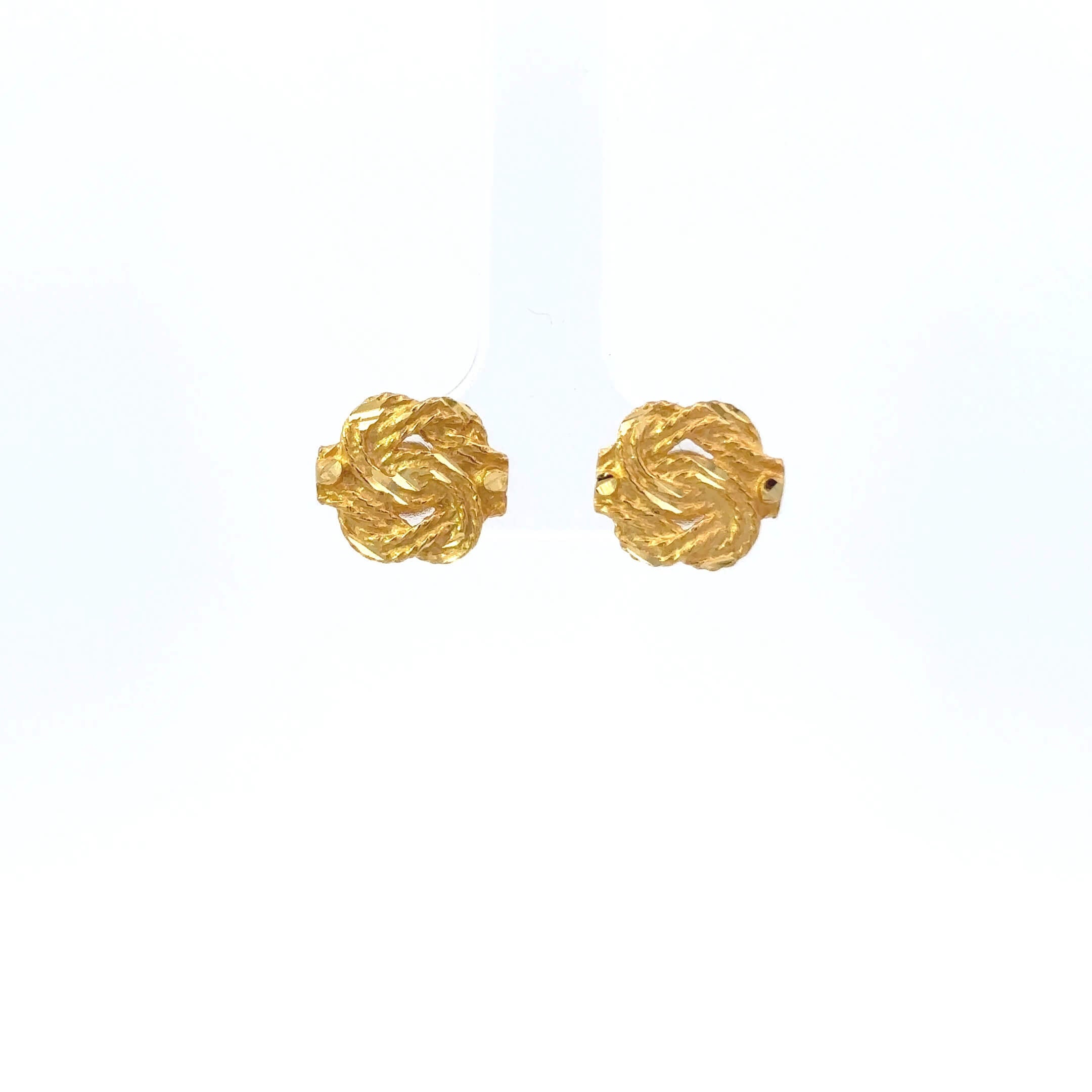 Gouden 14k mattenklopper oorknoppen M (rond)