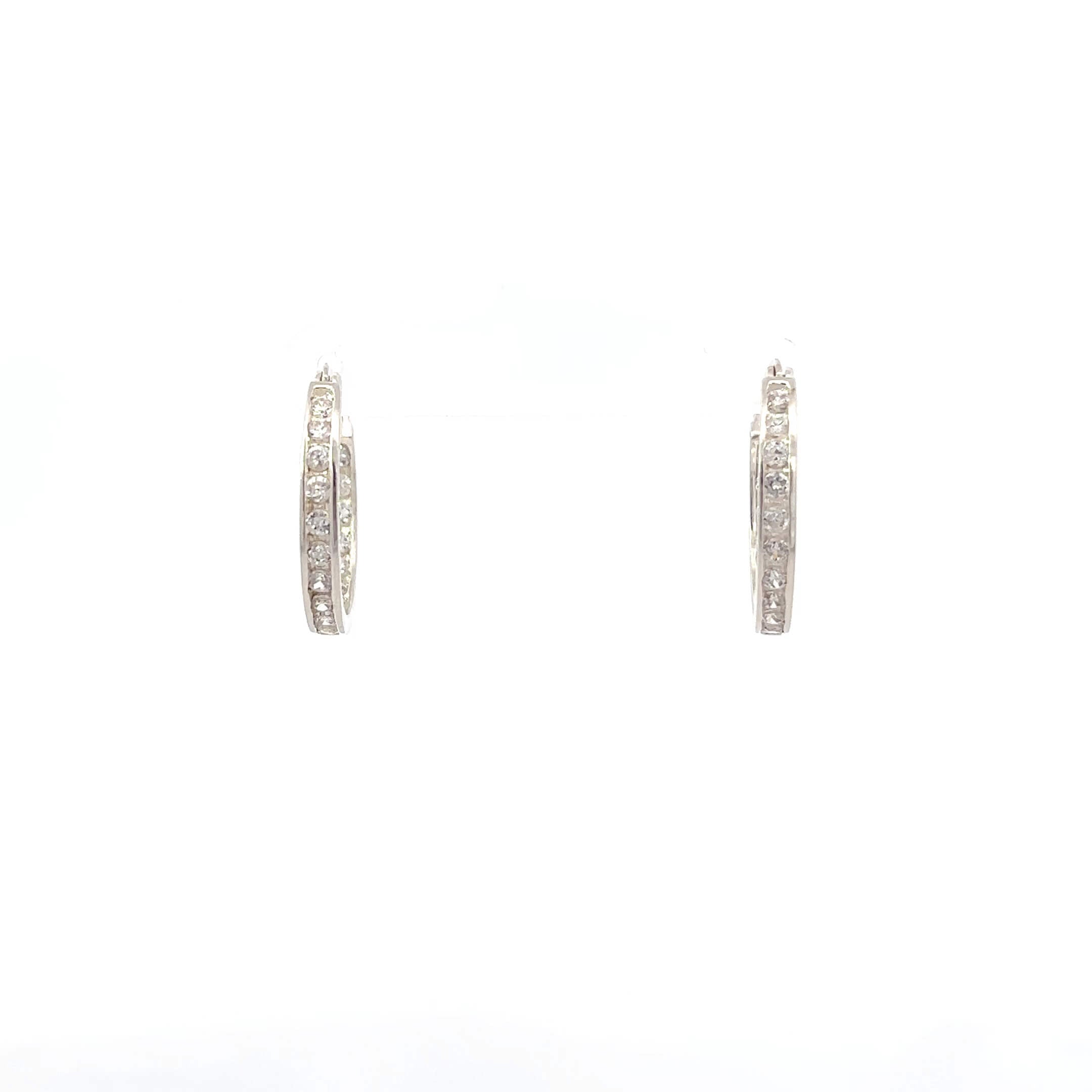 ''Ciri'' Zilveren creolen met zirkonia's