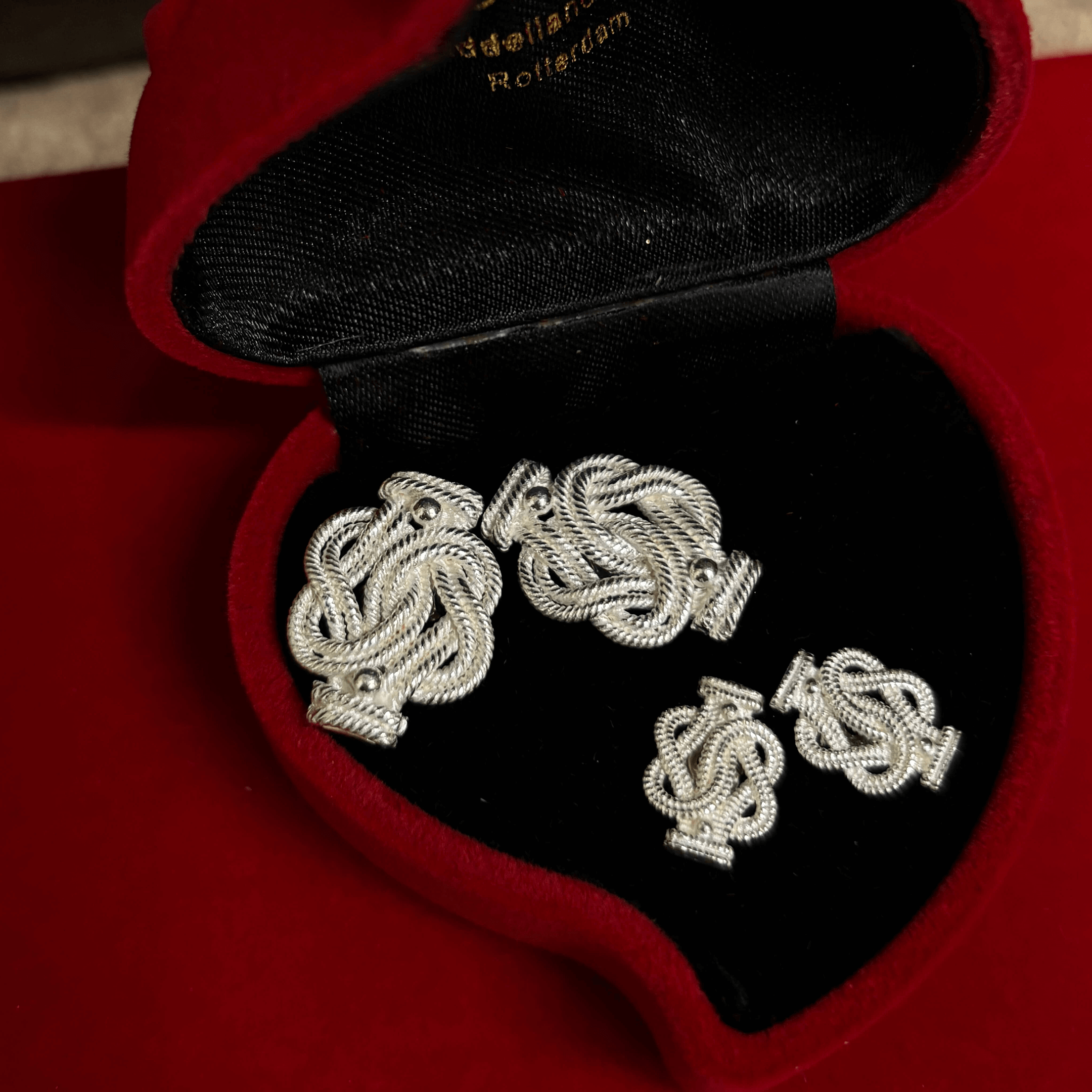 ''Rumi'' Zilveren mattenkopper oorbellen (13mm)