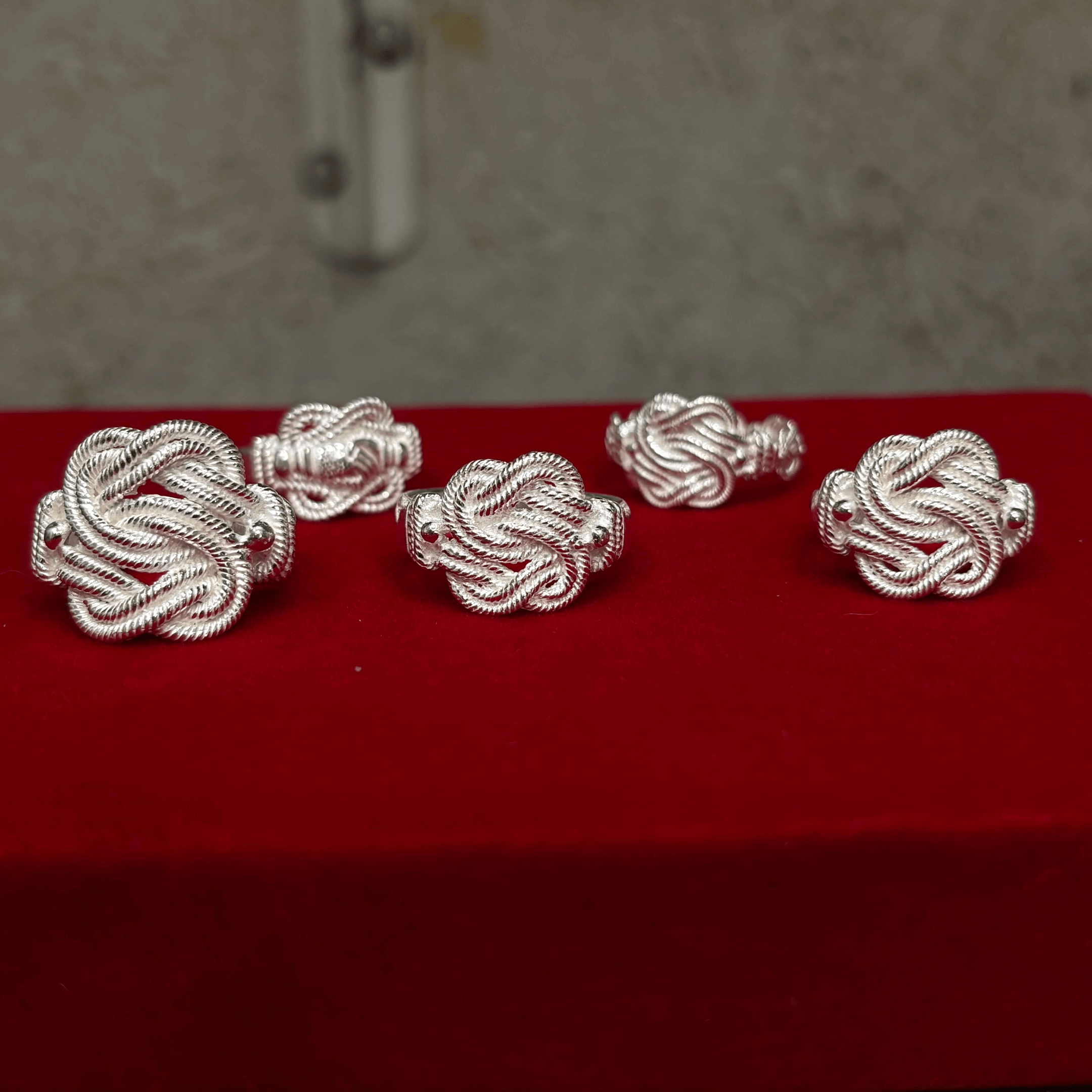 Zilveren ''Ryan'' mattenklopper ring met mattenklopper band