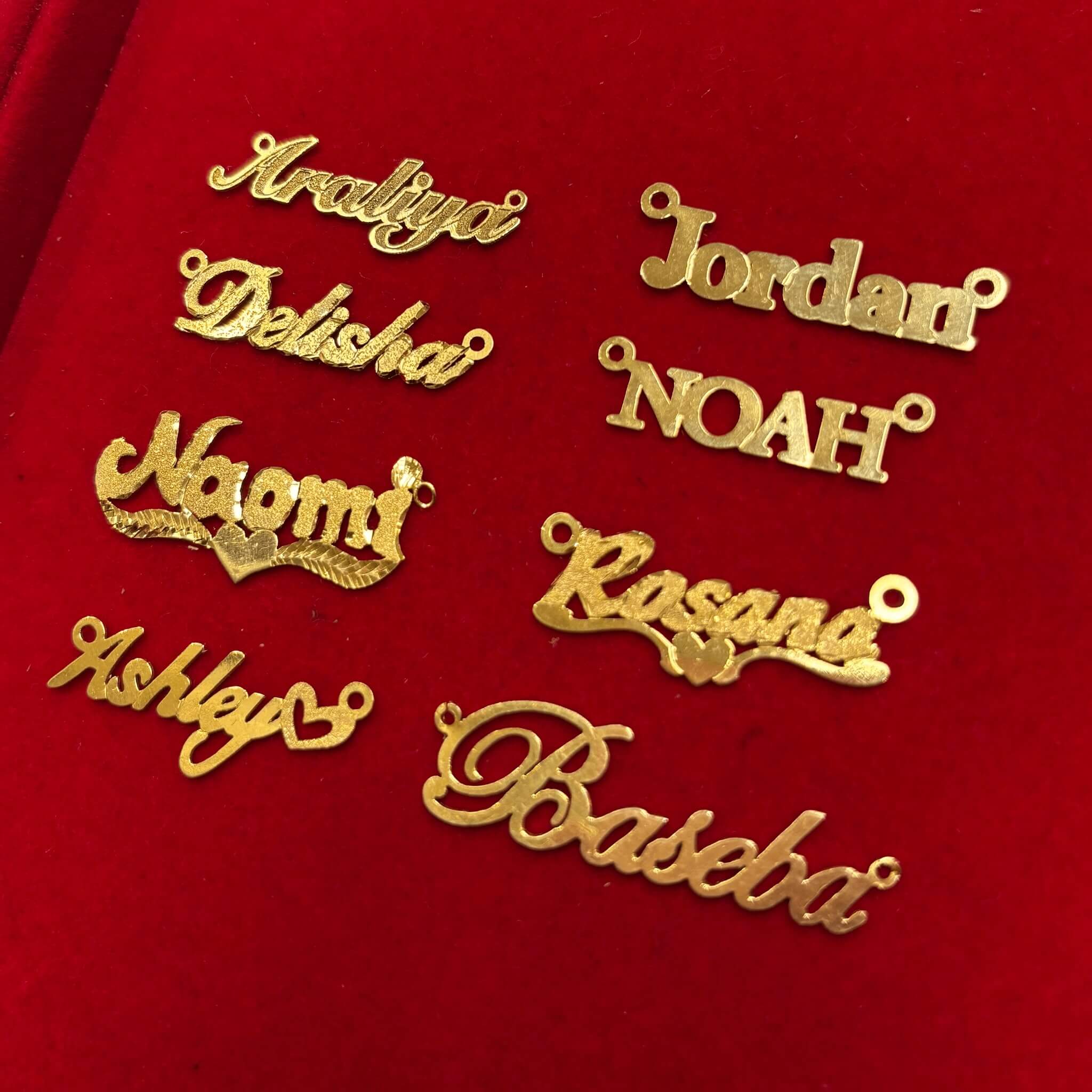 Naamketting in diverse stijlen 14k goud